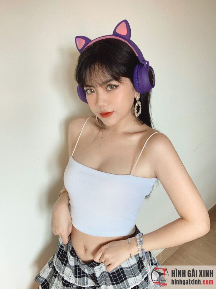 Rapper Bảo Hân Helia lột xác với phong cách sexy và nóng bỏng