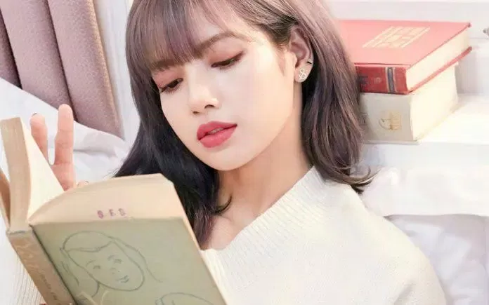 Hình nền Lisa (Ảnh: Internet)