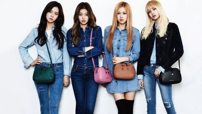 Hình nền BLACKPINK quảng cáo (Ảnh: Internet)