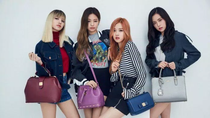 Hình nền BLACKPINK quảng cáo (Ảnh: Internet)