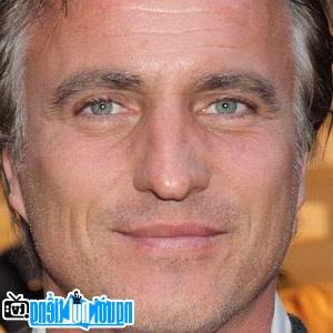 Chân dung Cầu thủ bóng đá David Ginola