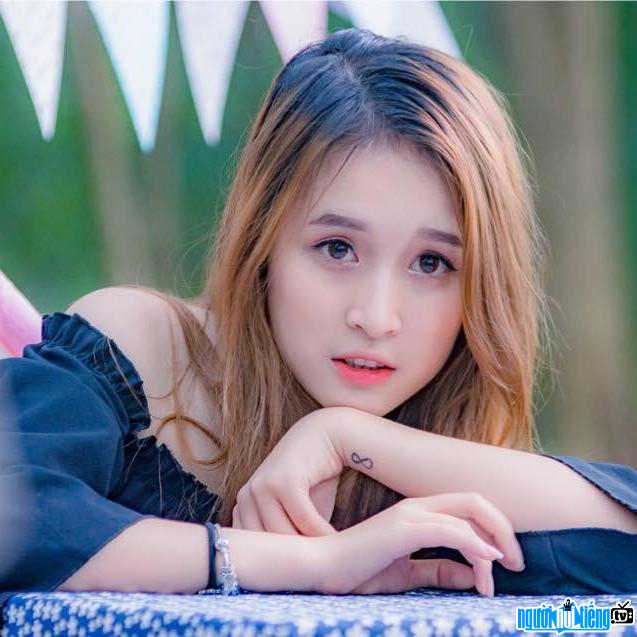 Diễn viên Linh Đan xinh xắn và đáng yêu